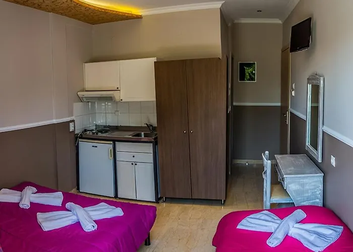 Pensjonat Kyano Studios-sotiria